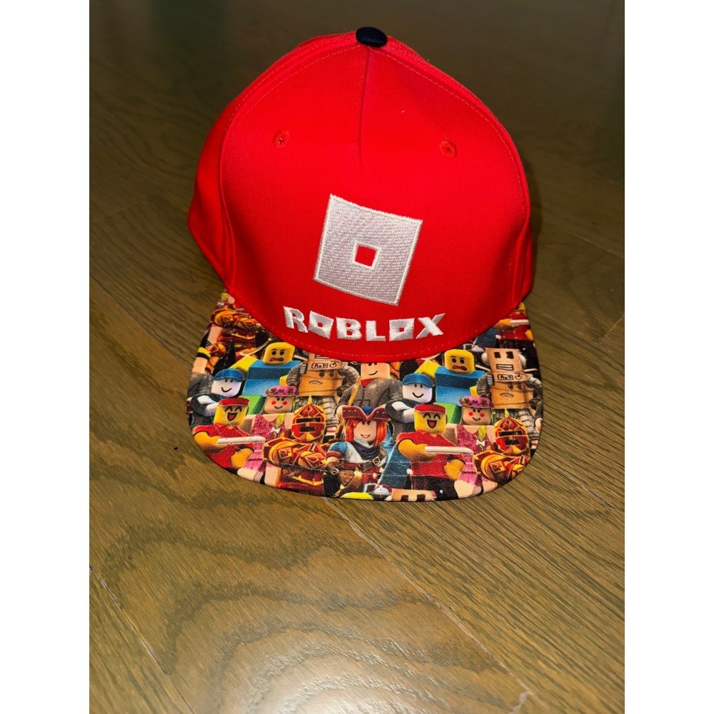 Roblox Youth Snapback Hat Red Character Print Flat Brim Adjustable Cap OSFM